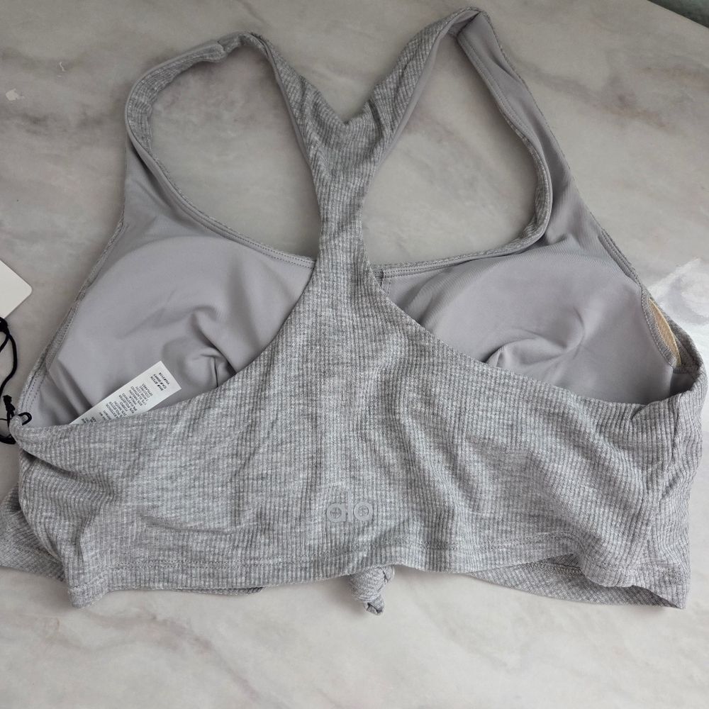 Alo Yoga KNOT BRA FULL SCOOP  In Heather Grey - Picture 5 of 6